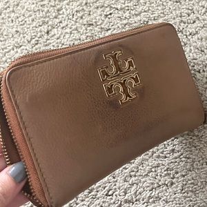 Tory Burch wallet